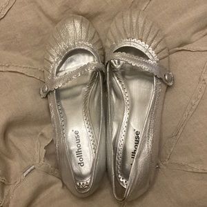 Dollhouse silver metallic short heel slide shoes 8.5